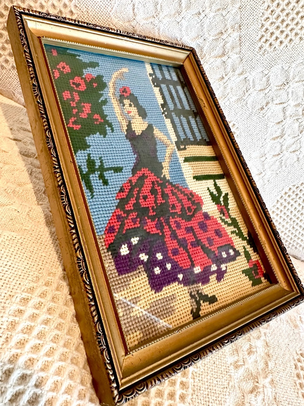 Vtg. 70's Needlepoint
Tapestry Flamenco
Dancer Gold Frame Wall
Art Decor MCM - Picture 4 of 10